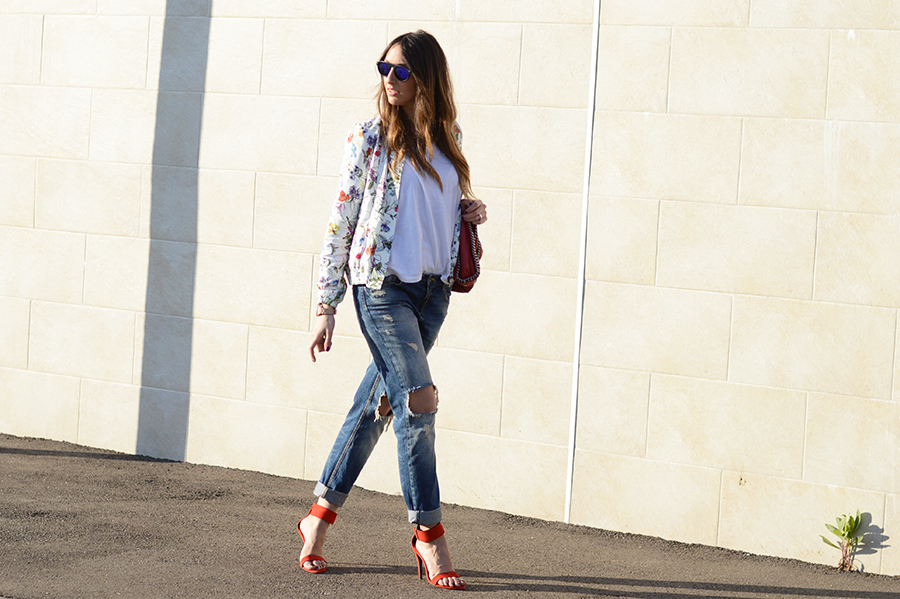 Ripped jeans 