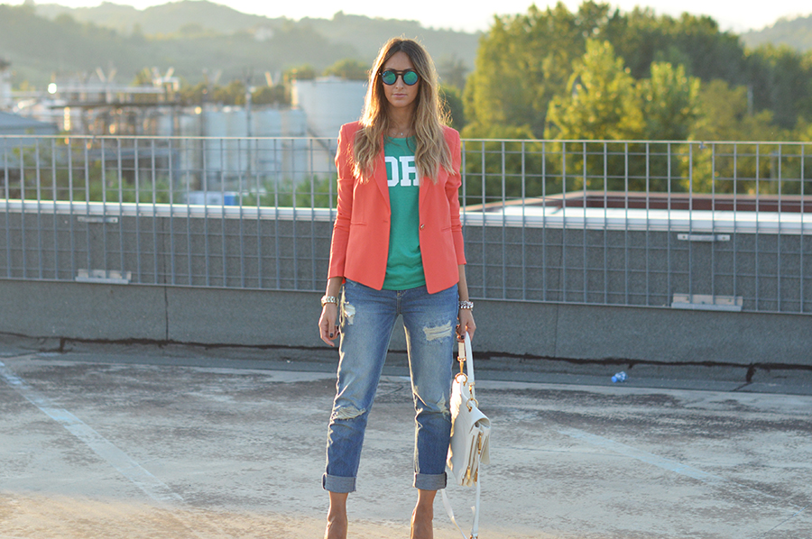 COLORFUL