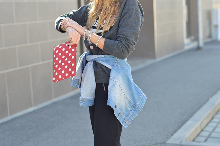 comme-des-garcons-clutch