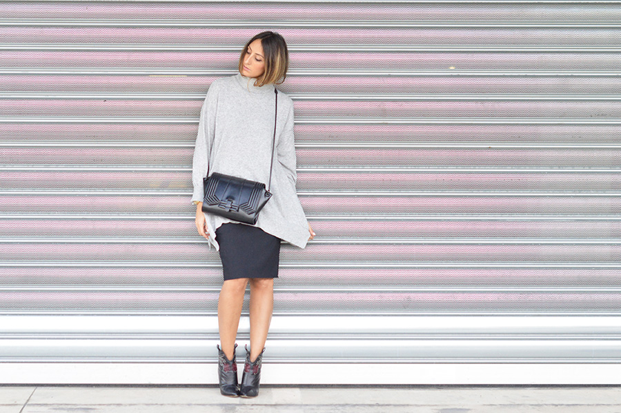 gray-sweater-fashion-blogger-look