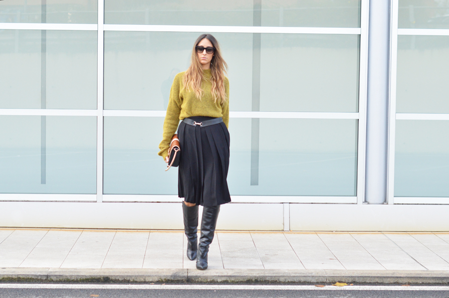 H&M Pull, Zalando Skirt, Zara Boots