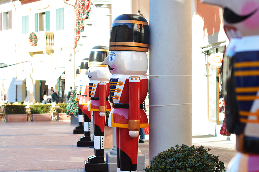 mcarthur glen barberino designer outlet
