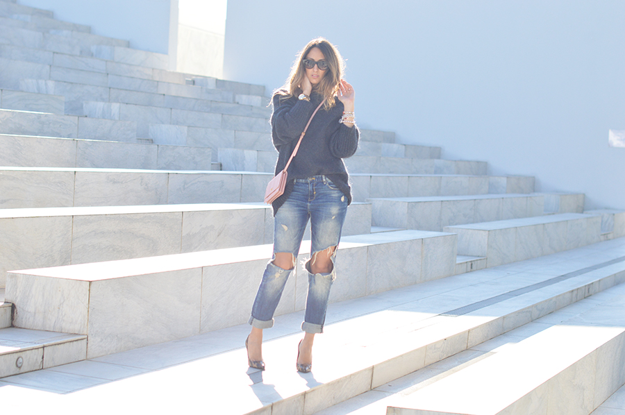 destroyed-denim-fashion-blogger