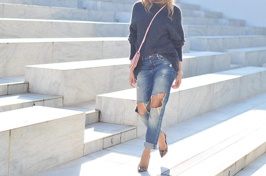 maxi-knit-ripped-denim