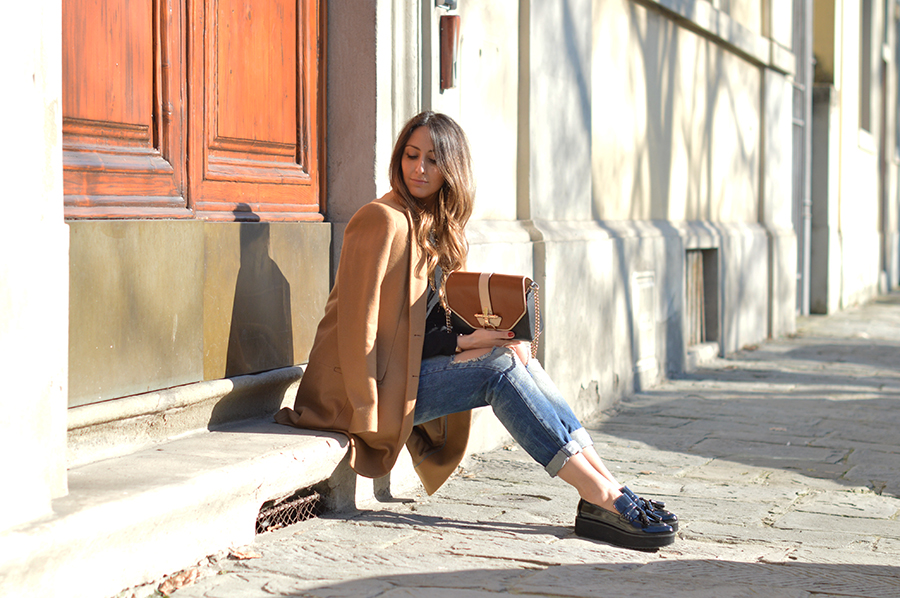 camel-coat-outfit