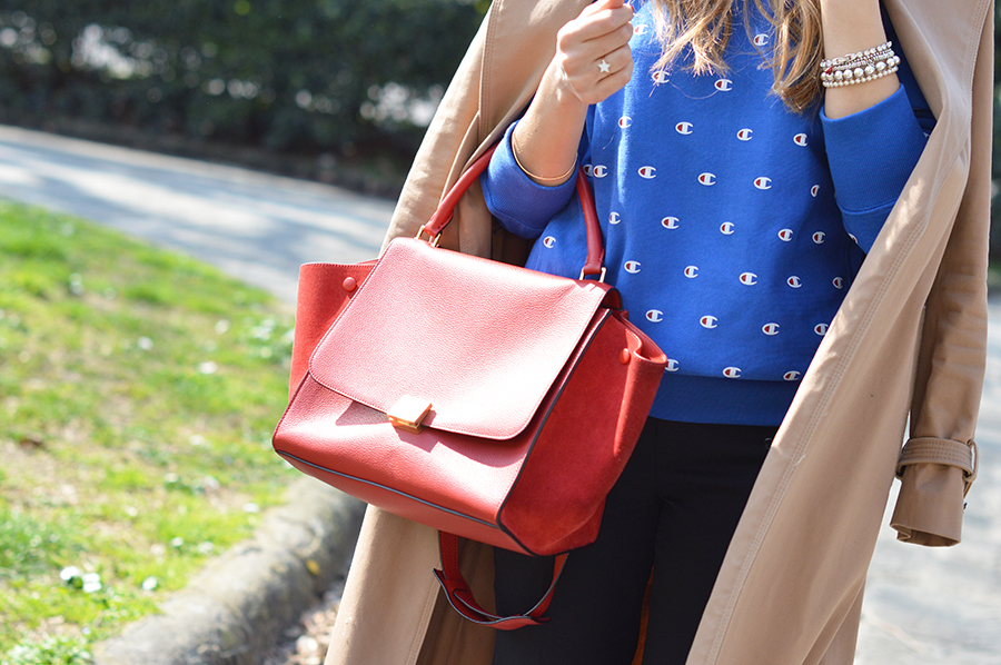 celine-red-trapeze-bag