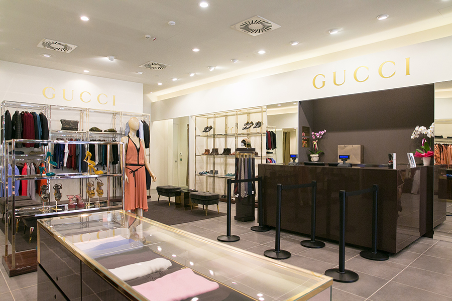 gucci-la-reggia-outlet