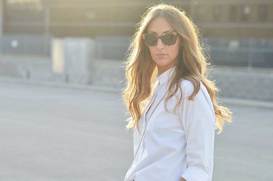 white-shirt-outfit